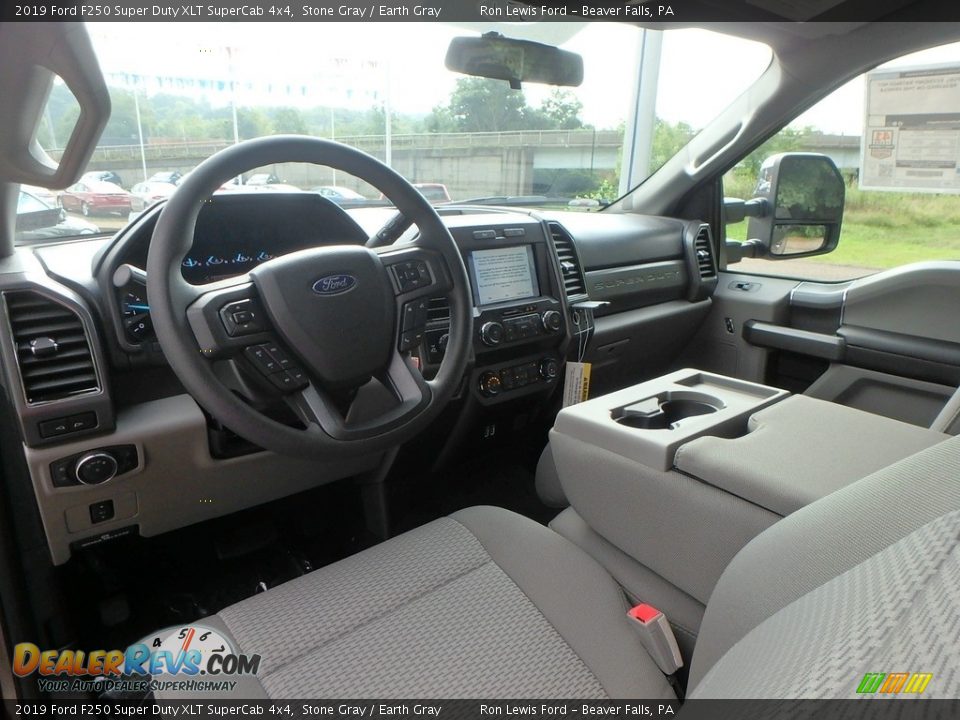 2019 Ford F250 Super Duty XLT SuperCab 4x4 Stone Gray / Earth Gray Photo #13
