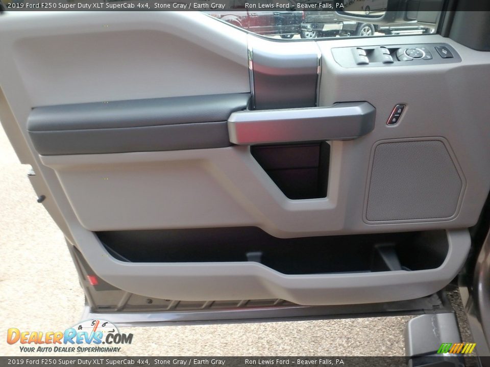 2019 Ford F250 Super Duty XLT SuperCab 4x4 Stone Gray / Earth Gray Photo #14