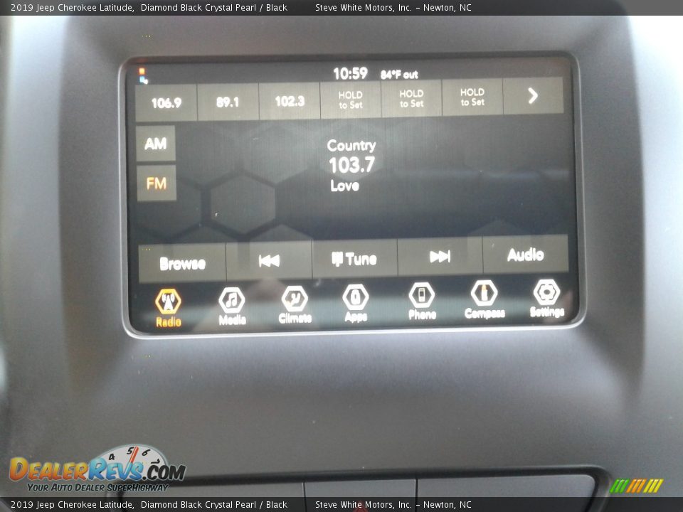 2019 Jeep Cherokee Latitude Diamond Black Crystal Pearl / Black Photo #19