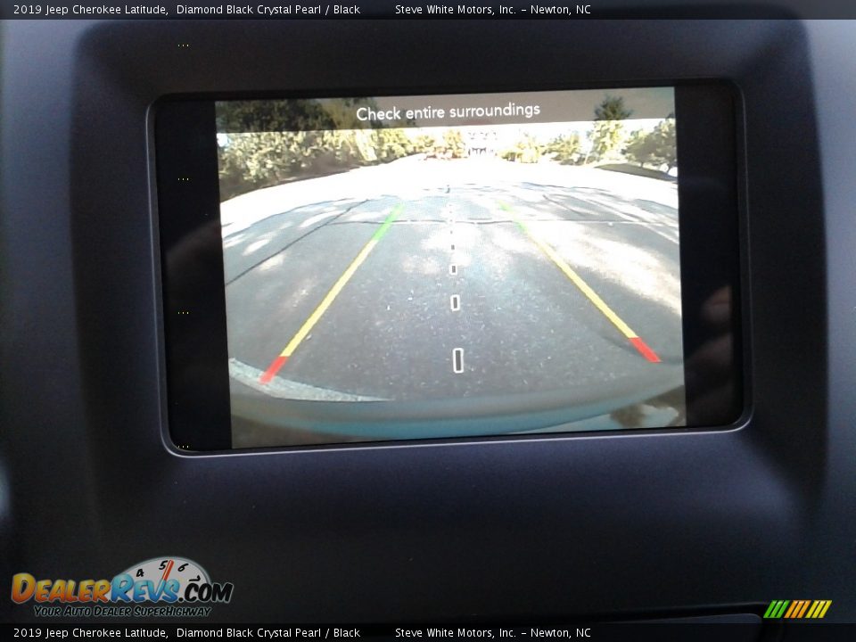 2019 Jeep Cherokee Latitude Diamond Black Crystal Pearl / Black Photo #20