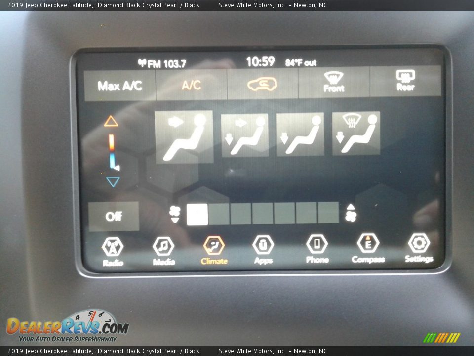 2019 Jeep Cherokee Latitude Diamond Black Crystal Pearl / Black Photo #21