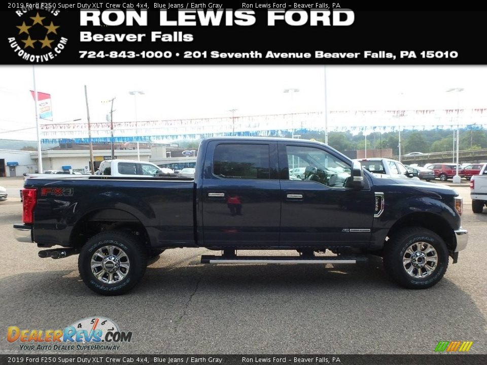 2019 Ford F250 Super Duty XLT Crew Cab 4x4 Blue Jeans / Earth Gray Photo #1