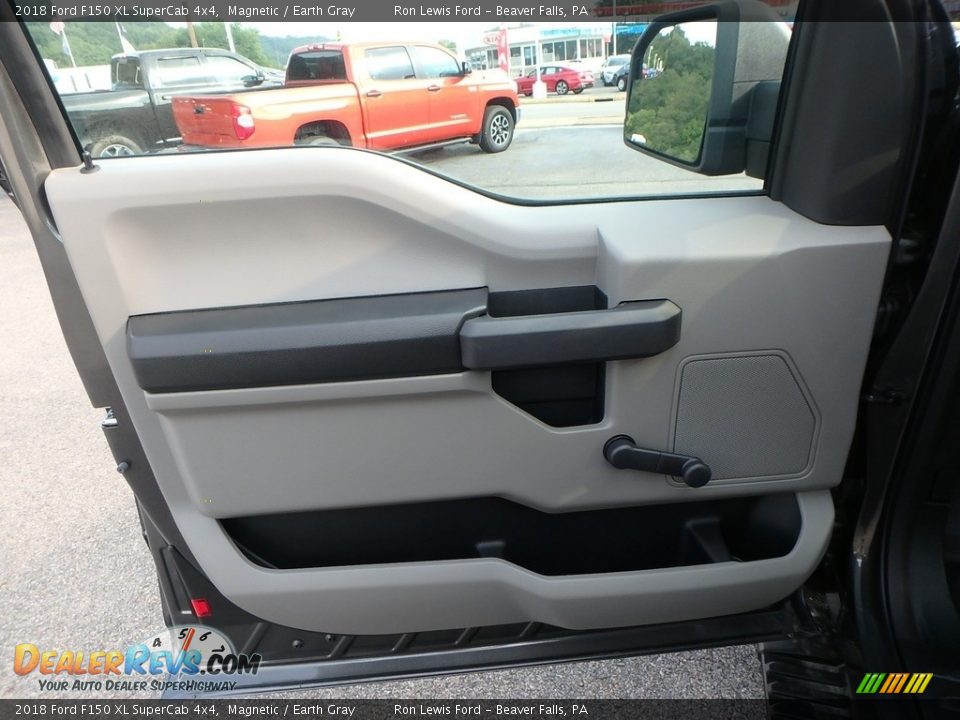 2018 Ford F150 XL SuperCab 4x4 Magnetic / Earth Gray Photo #14