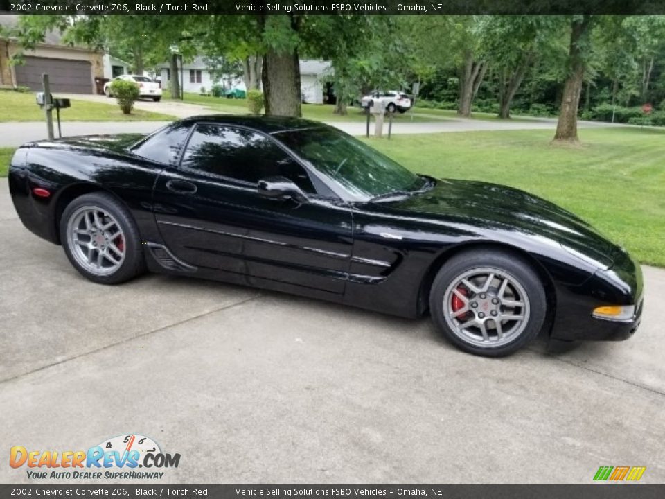 2002 Chevrolet Corvette Z06 Black / Torch Red Photo #3