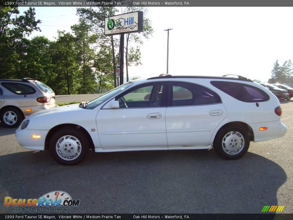 1999 Ford Taurus SE Wagon Vibrant White / Medium Prairie Tan Photo #1
