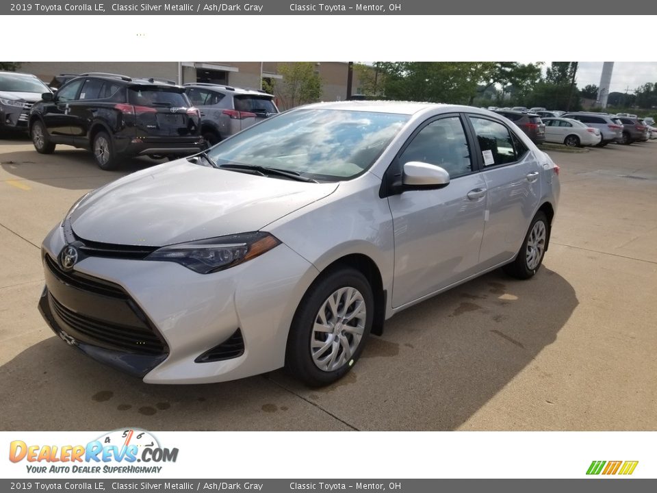 2019 Toyota Corolla LE Classic Silver Metallic / Ash/Dark Gray Photo #1