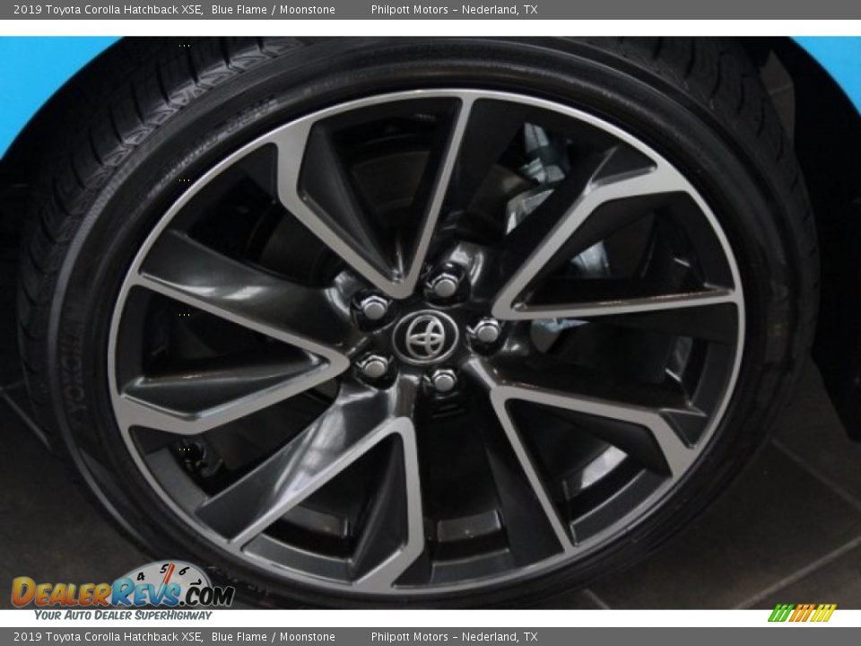 2019 Toyota Corolla Hatchback XSE Wheel Photo #5