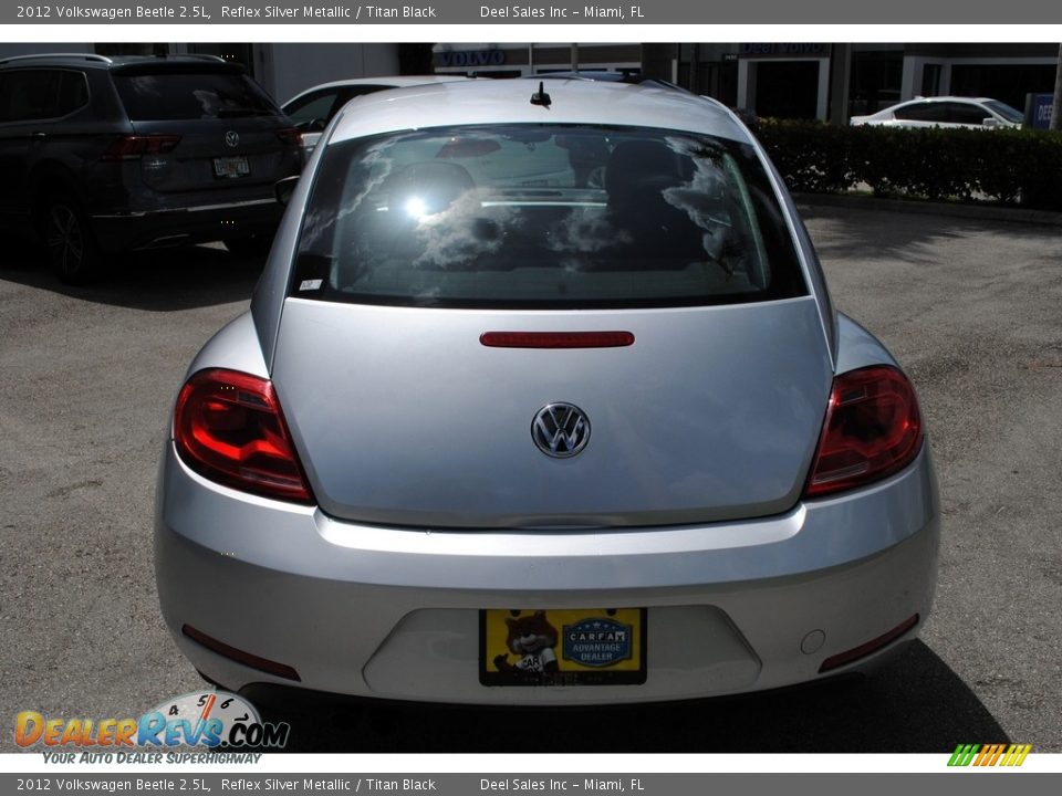 2012 Volkswagen Beetle 2.5L Reflex Silver Metallic / Titan Black Photo #8
