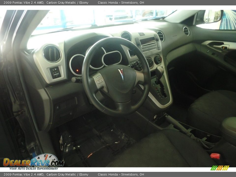 2009 Pontiac Vibe 2.4 AWD Carbon Gray Metallic / Ebony Photo #15