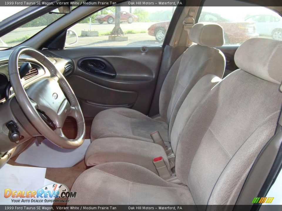 1999 Ford Taurus SE Wagon Vibrant White / Medium Prairie Tan Photo #9