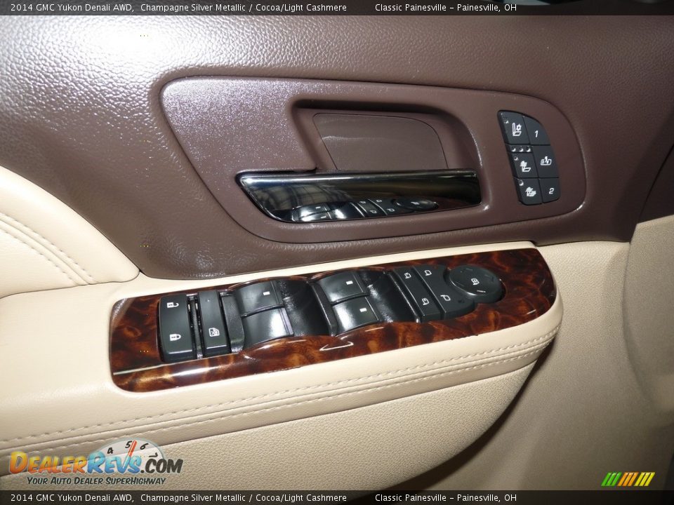 2014 GMC Yukon Denali AWD Champagne Silver Metallic / Cocoa/Light Cashmere Photo #12
