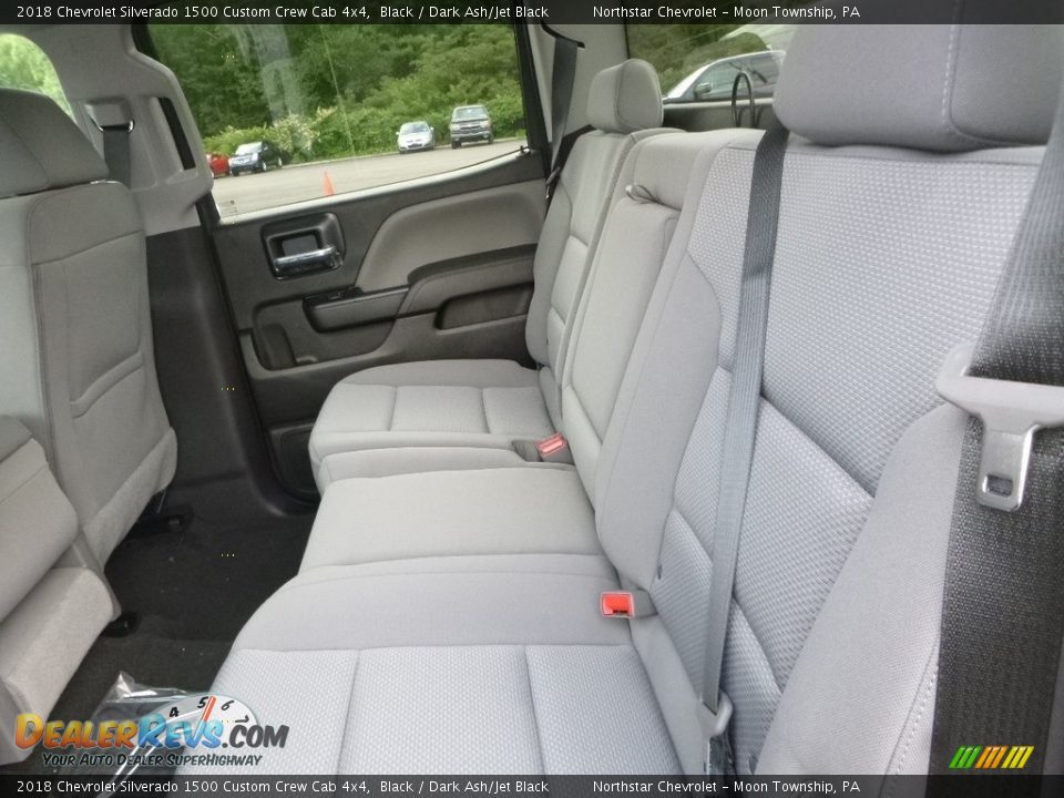 2018 Chevrolet Silverado 1500 Custom Crew Cab 4x4 Black / Dark Ash/Jet Black Photo #13