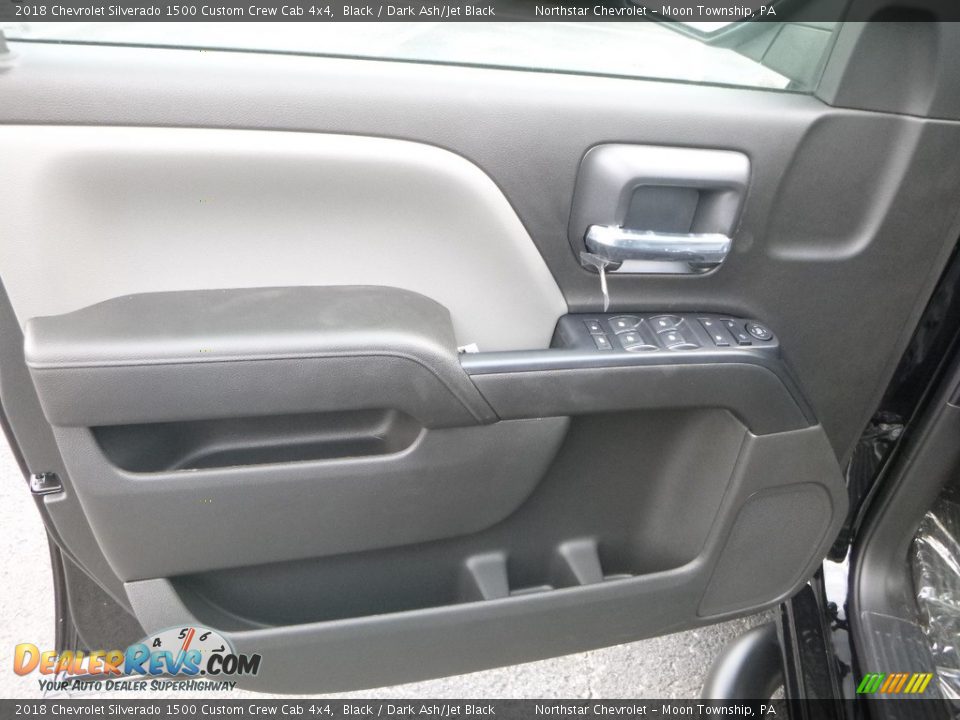 2018 Chevrolet Silverado 1500 Custom Crew Cab 4x4 Black / Dark Ash/Jet Black Photo #15
