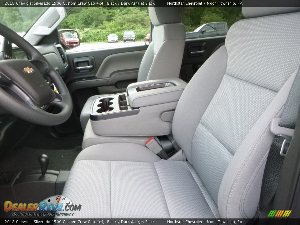 2018 Chevrolet Silverado 1500 Custom Crew Cab 4x4 Black / Dark Ash/Jet Black Photo #16