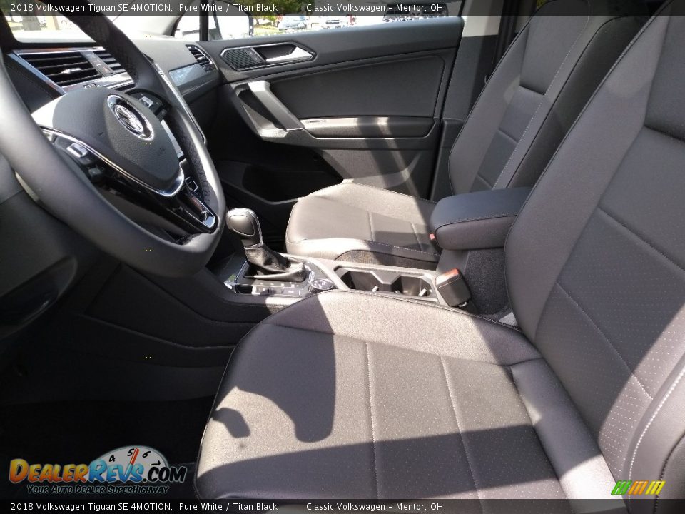 2018 Volkswagen Tiguan SE 4MOTION Pure White / Titan Black Photo #3