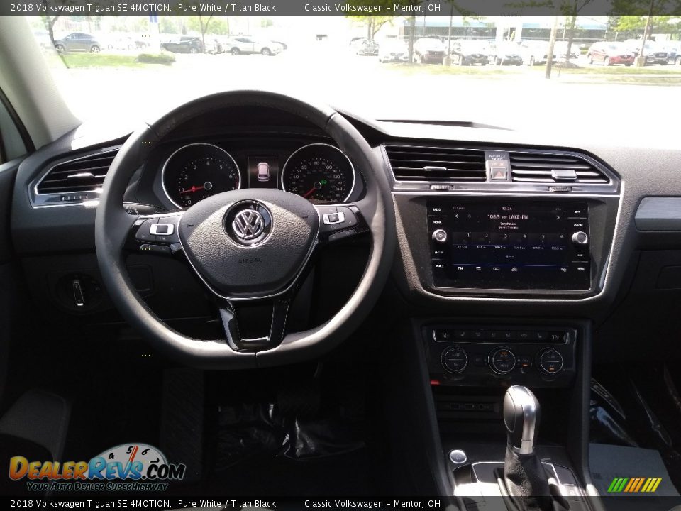 2018 Volkswagen Tiguan SE 4MOTION Pure White / Titan Black Photo #4