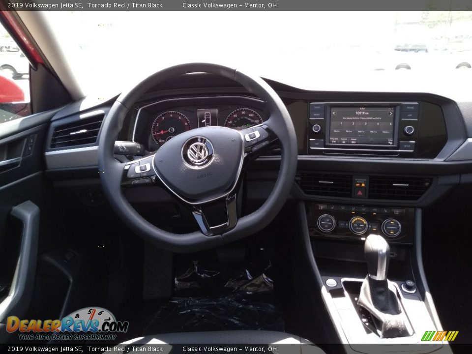 2019 Volkswagen Jetta SE Tornado Red / Titan Black Photo #4