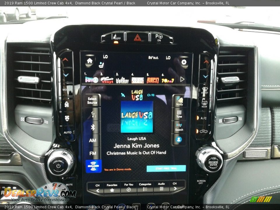 2019 Ram 1500 Limited Crew Cab 4x4 Diamond Black Crystal Pearl / Black Photo #15