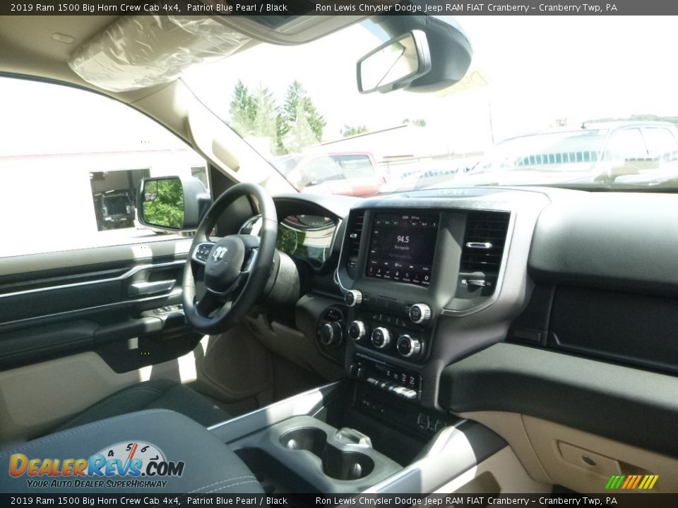 2019 Ram 1500 Big Horn Crew Cab 4x4 Patriot Blue Pearl / Black Photo #11
