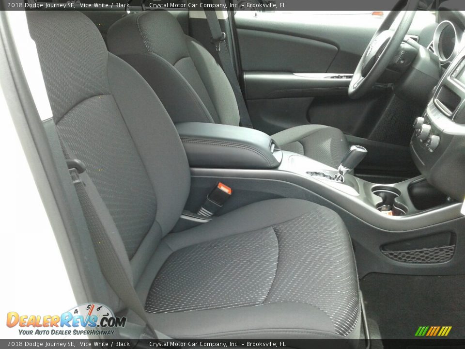 2018 Dodge Journey SE Vice White / Black Photo #12