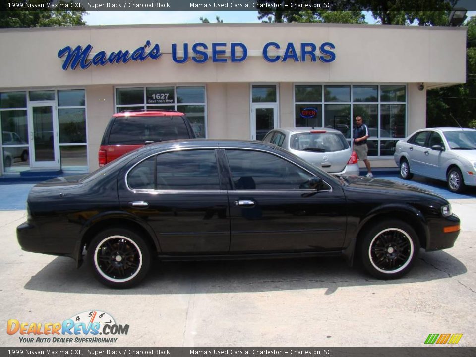 1999 Nissan Maxima GXE Super Black / Charcoal Black Photo #1