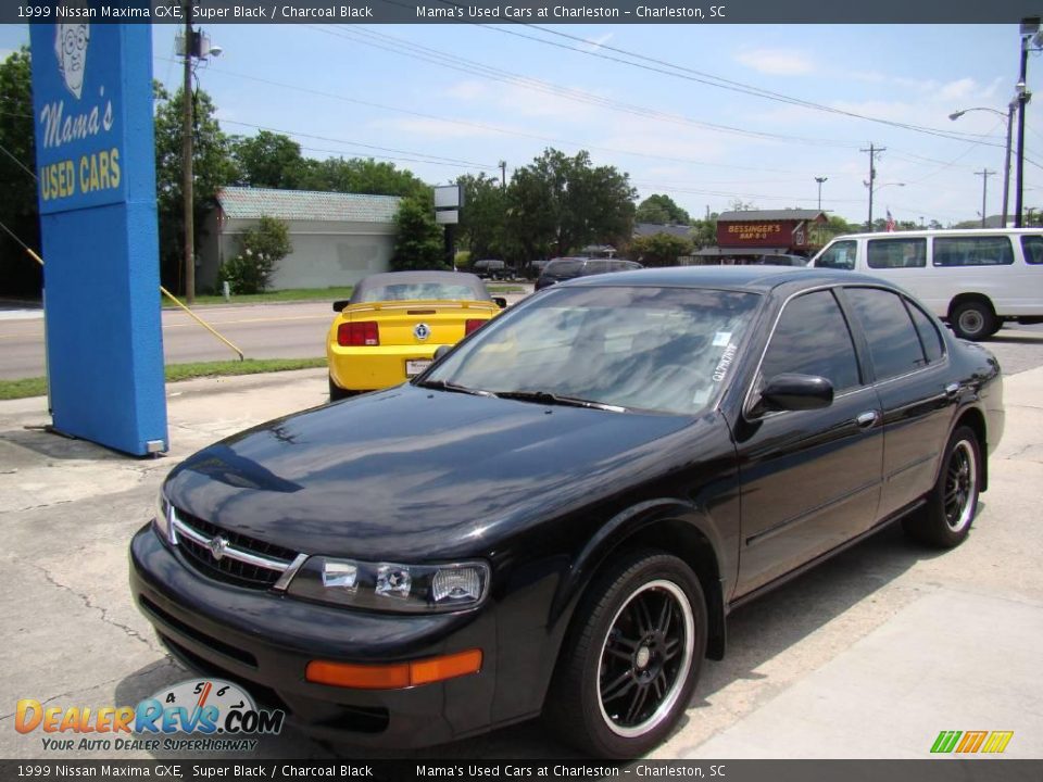 1999 Nissan Maxima GXE Super Black / Charcoal Black Photo #4