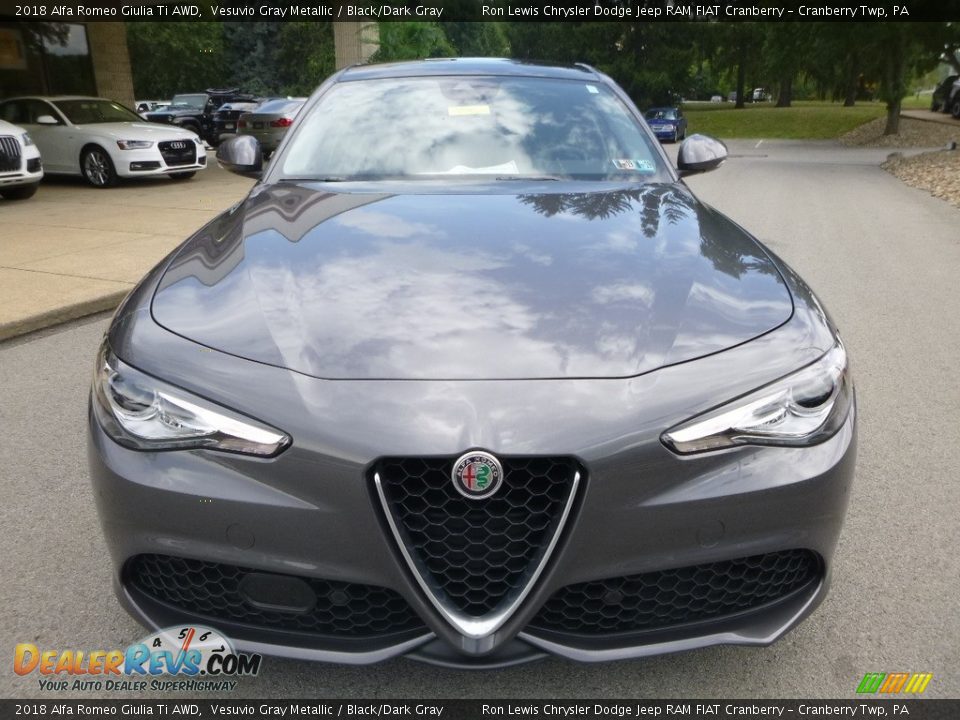 2018 Alfa Romeo Giulia Ti AWD Vesuvio Gray Metallic / Black/Dark Gray Photo #12