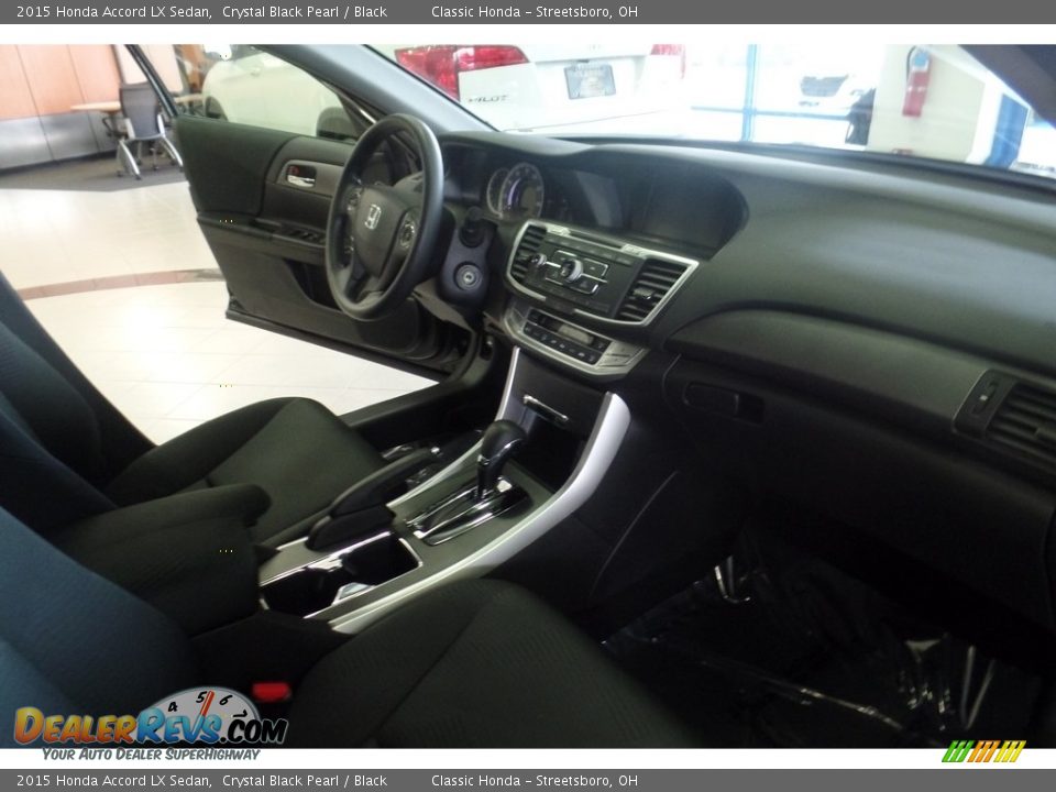 2015 Honda Accord LX Sedan Crystal Black Pearl / Black Photo #18