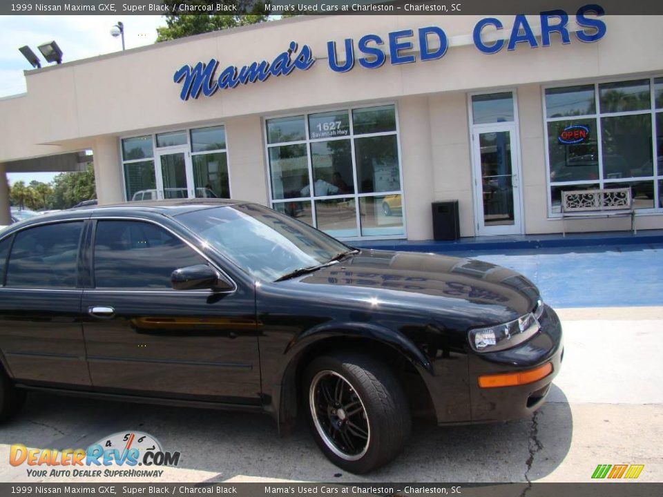 1999 Nissan Maxima GXE Super Black / Charcoal Black Photo #22