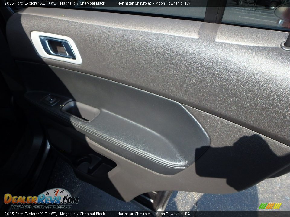 2015 Ford Explorer XLT 4WD Magnetic / Charcoal Black Photo #21