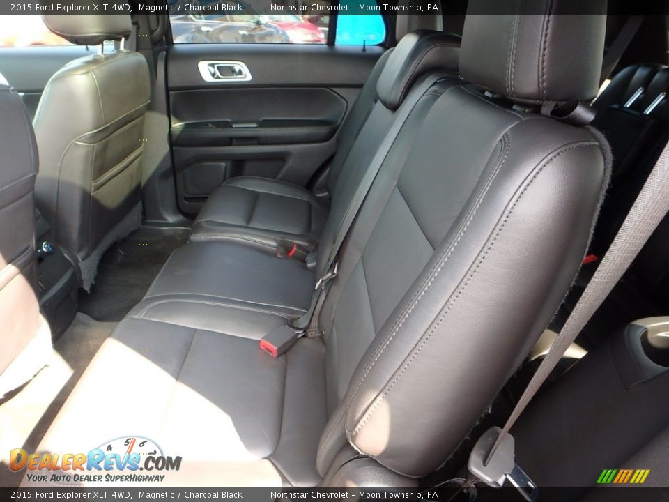 2015 Ford Explorer XLT 4WD Magnetic / Charcoal Black Photo #23