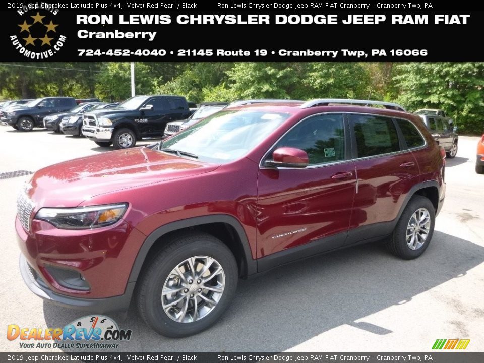 2019 Jeep Cherokee Latitude Plus 4x4 Velvet Red Pearl / Black Photo #1