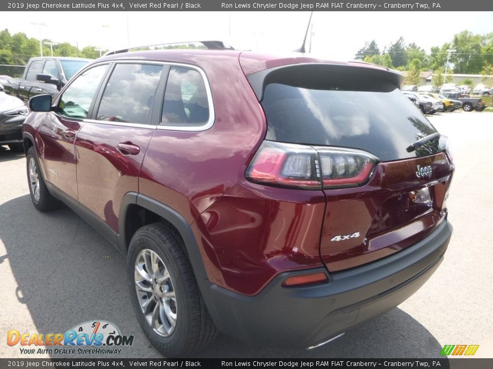 2019 Jeep Cherokee Latitude Plus 4x4 Velvet Red Pearl / Black Photo #3