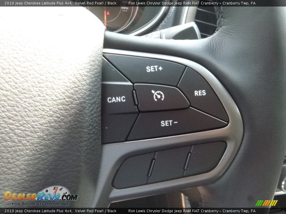 2019 Jeep Cherokee Latitude Plus 4x4 Velvet Red Pearl / Black Photo #19