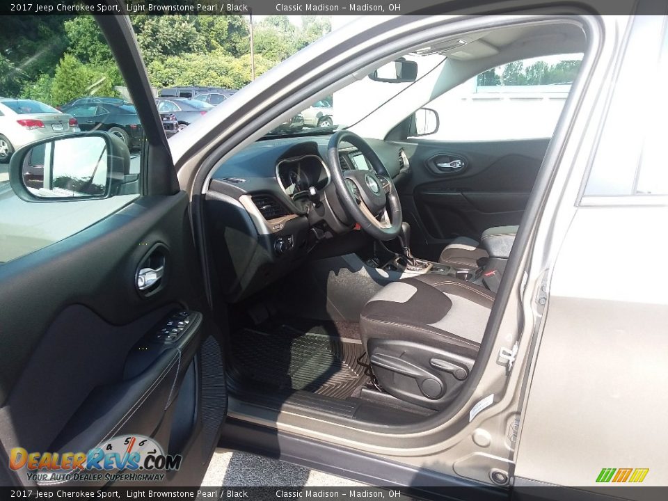 2017 Jeep Cherokee Sport Light Brownstone Pearl / Black Photo #5