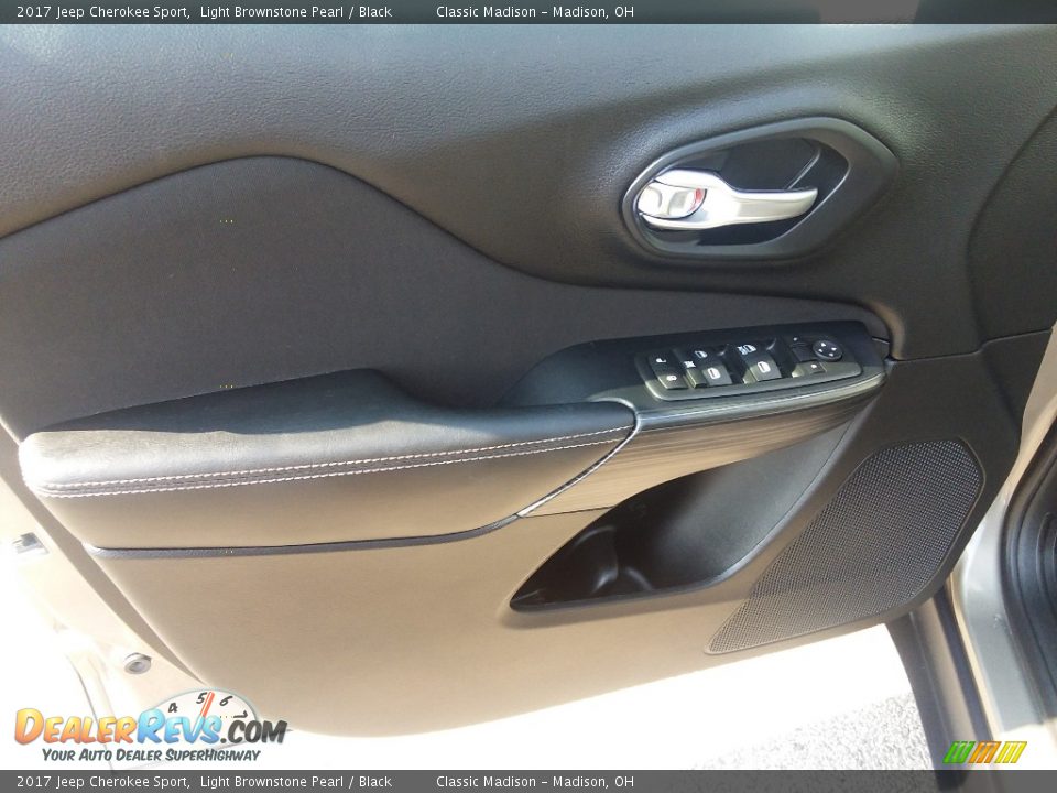 2017 Jeep Cherokee Sport Light Brownstone Pearl / Black Photo #14