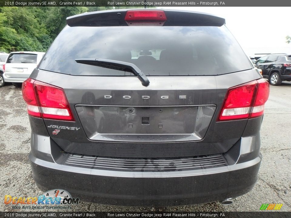 2018 Dodge Journey SE AWD Granite Pearl / Black Photo #4