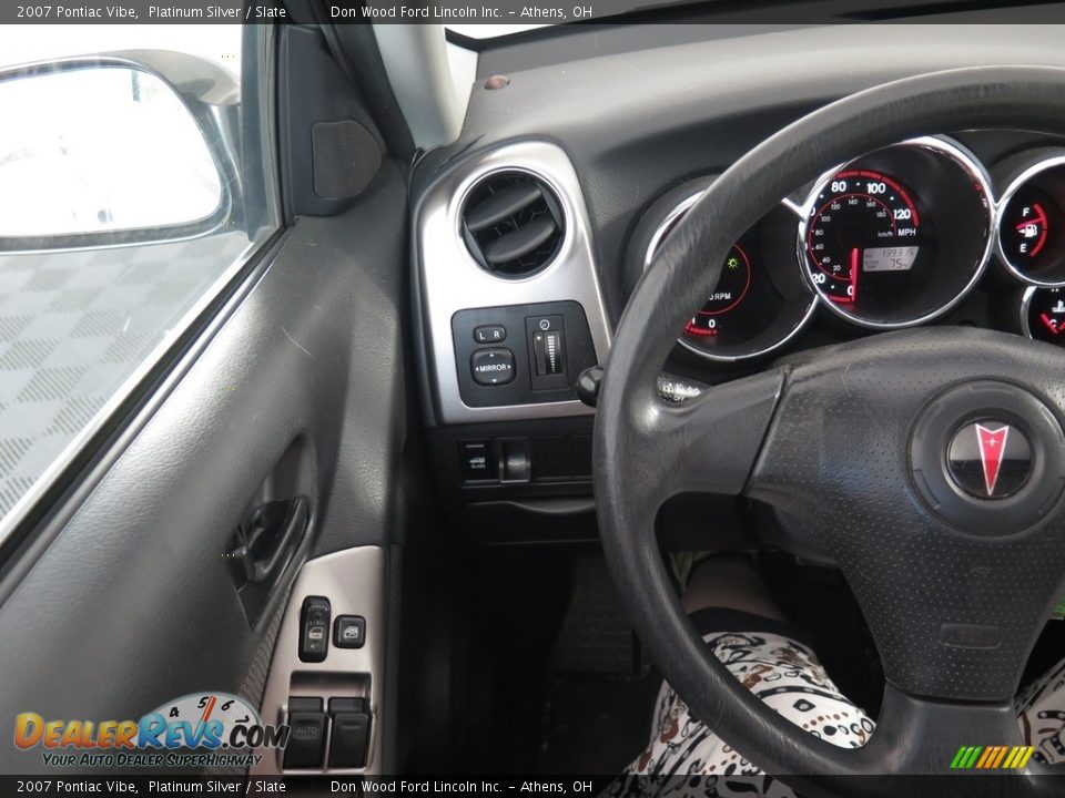 2007 Pontiac Vibe Platinum Silver / Slate Photo #11