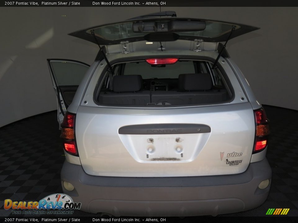 2007 Pontiac Vibe Platinum Silver / Slate Photo #22