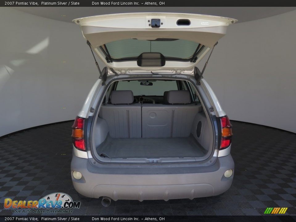 2007 Pontiac Vibe Platinum Silver / Slate Photo #23