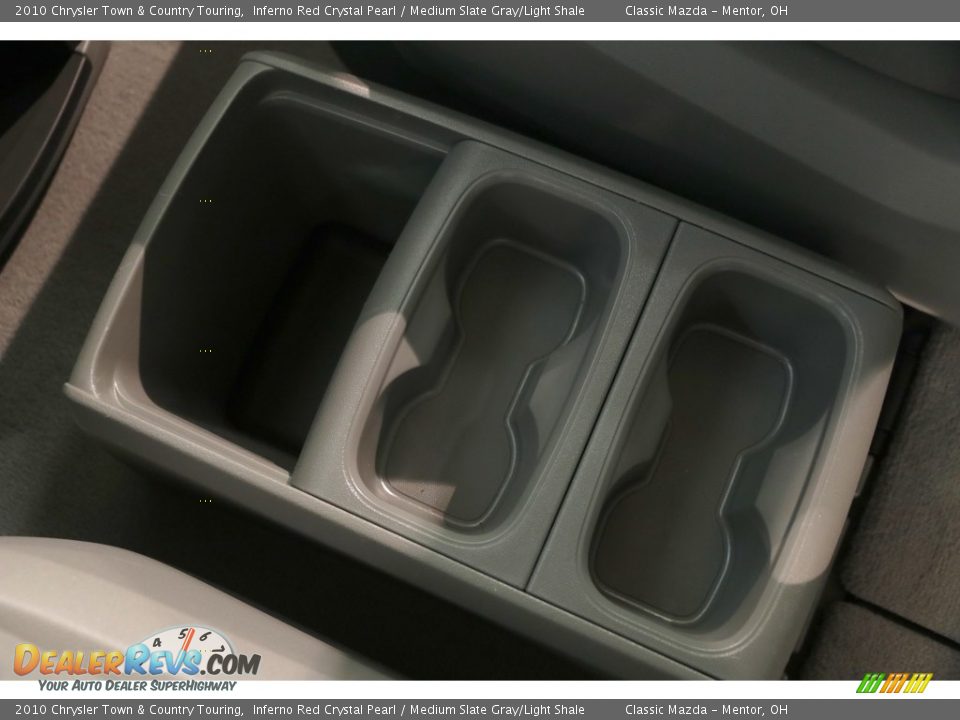 2010 Chrysler Town & Country Touring Inferno Red Crystal Pearl / Medium Slate Gray/Light Shale Photo #22