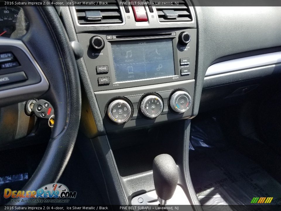 2016 Subaru Impreza 2.0i 4-door Ice Silver Metallic / Black Photo #26