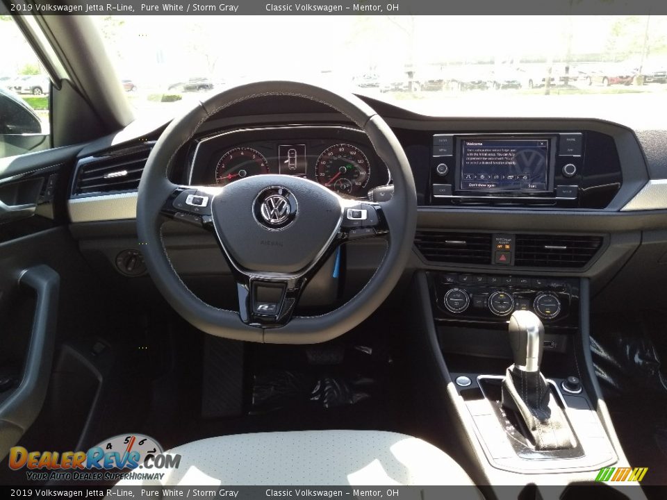Dashboard of 2019 Volkswagen Jetta R-Line Photo #4
