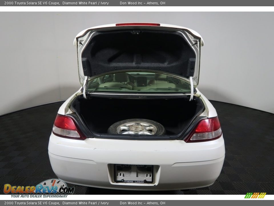 2000 Toyota Solara SE V6 Coupe Diamond White Pearl / Ivory Photo #26
