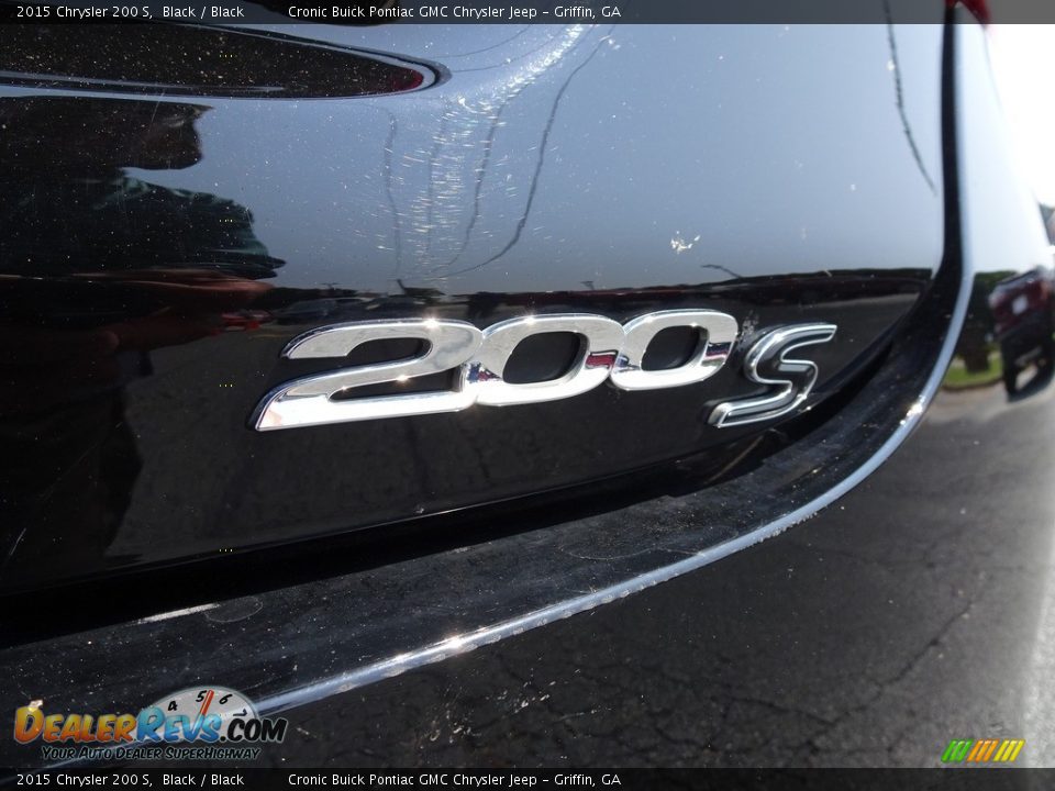 2015 Chrysler 200 S Black / Black Photo #16