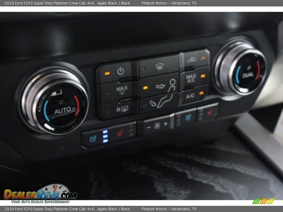 2019 Ford F250 Super Duty Platinum Crew Cab 4x4 Agate Black / Black Photo #18