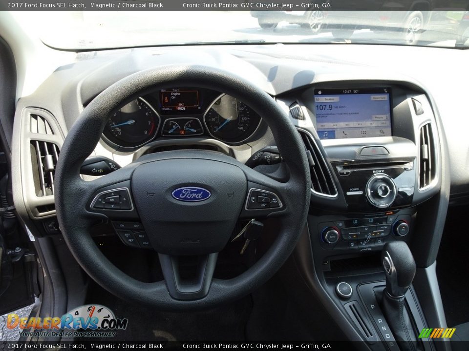 2017 Ford Focus SEL Hatch Magnetic / Charcoal Black Photo #5