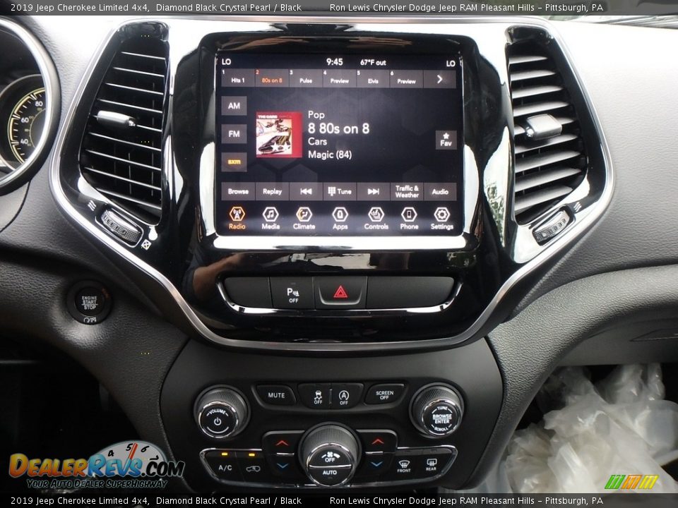 2019 Jeep Cherokee Limited 4x4 Diamond Black Crystal Pearl / Black Photo #16