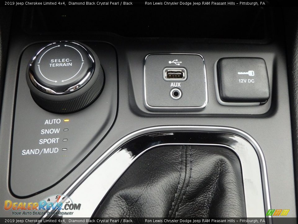 2019 Jeep Cherokee Limited 4x4 Diamond Black Crystal Pearl / Black Photo #18