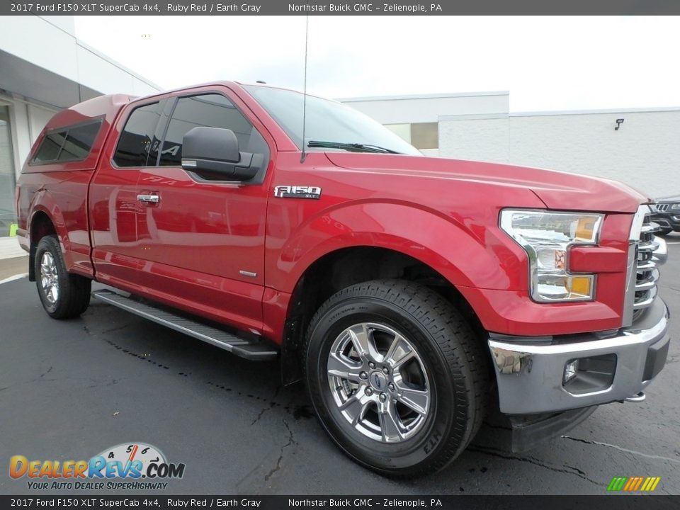 2017 Ford F150 XLT SuperCab 4x4 Ruby Red / Earth Gray Photo #4